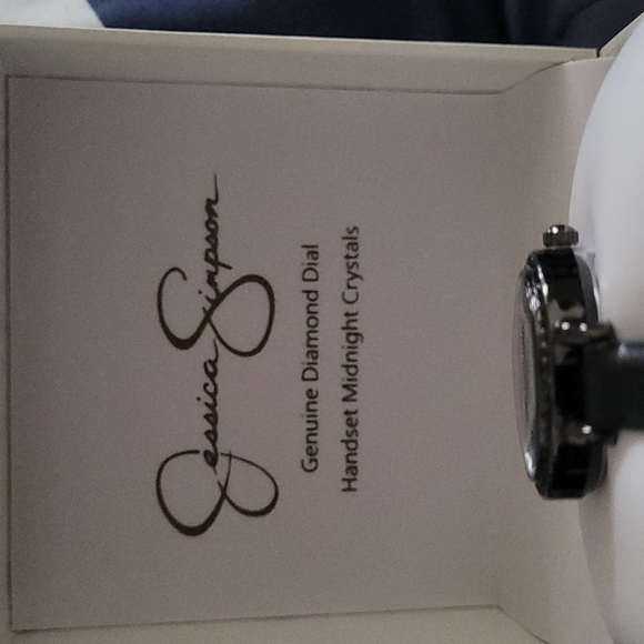 💕NWT Jessica Simpson Gunmetal Genuine Diamond Dial w/Black Strap Watch💕 - Picture 7 of 10